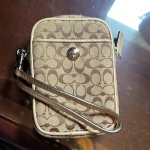 Small Coach wristlet
